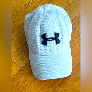 Under Armour Boys' ArmourVent Storm Adjustable Hat